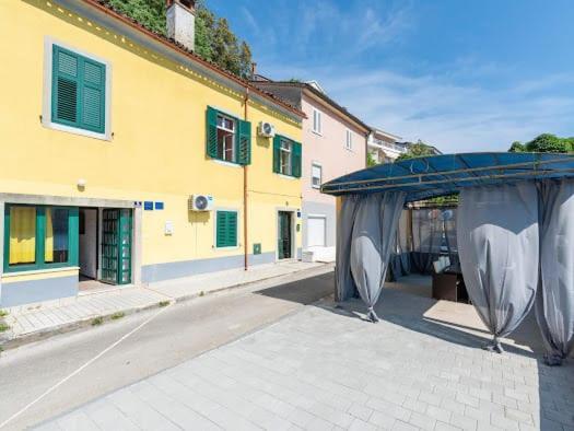 Apartmani Ella Rabac Exterior photo