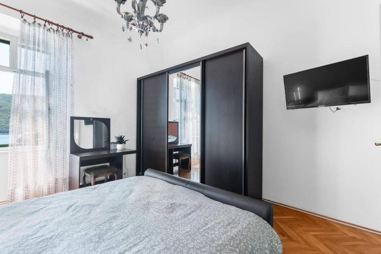 Apartmani Ella Rabac Exterior photo