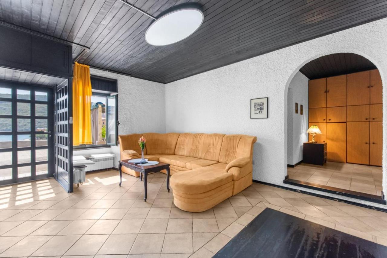 Apartmani Ella Rabac Exterior photo