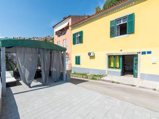 Apartmani Ella Rabac Exterior photo